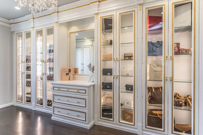 Frederico Primary Closet 1